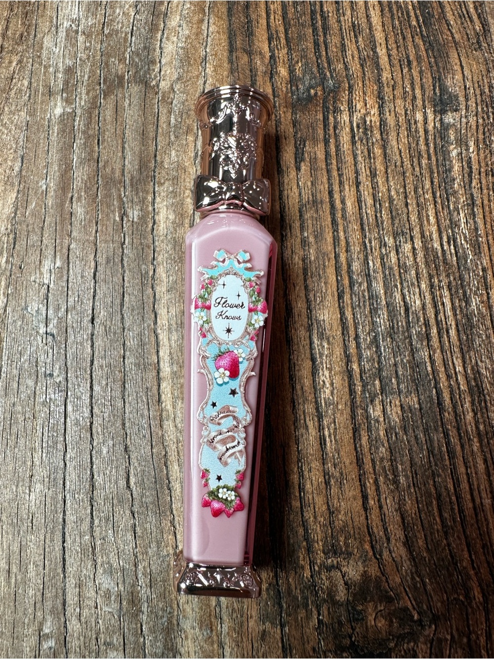 Flower knows Pastel Pink Floral Lipstick — Elegant Decorative Tube